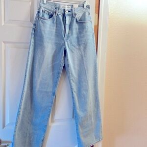 ARITZIA Denim Forum The Farrah High Rise Featherweight wide Jean, size 27